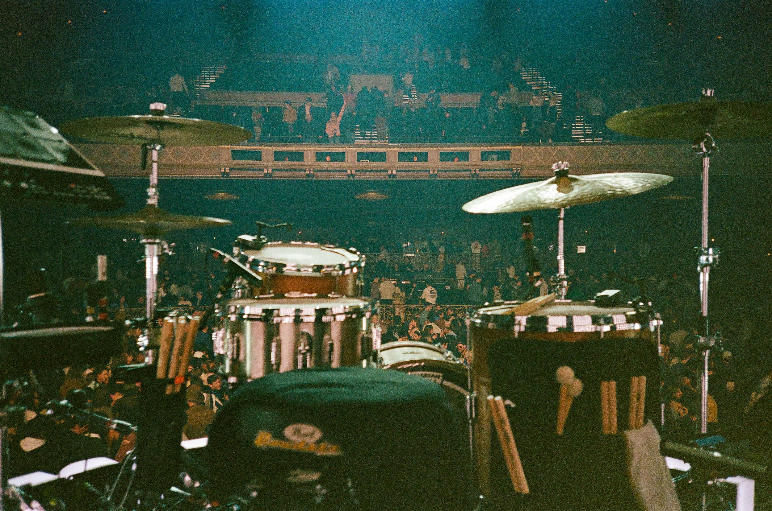 L'Impératrice concert photography by Ryan Yee