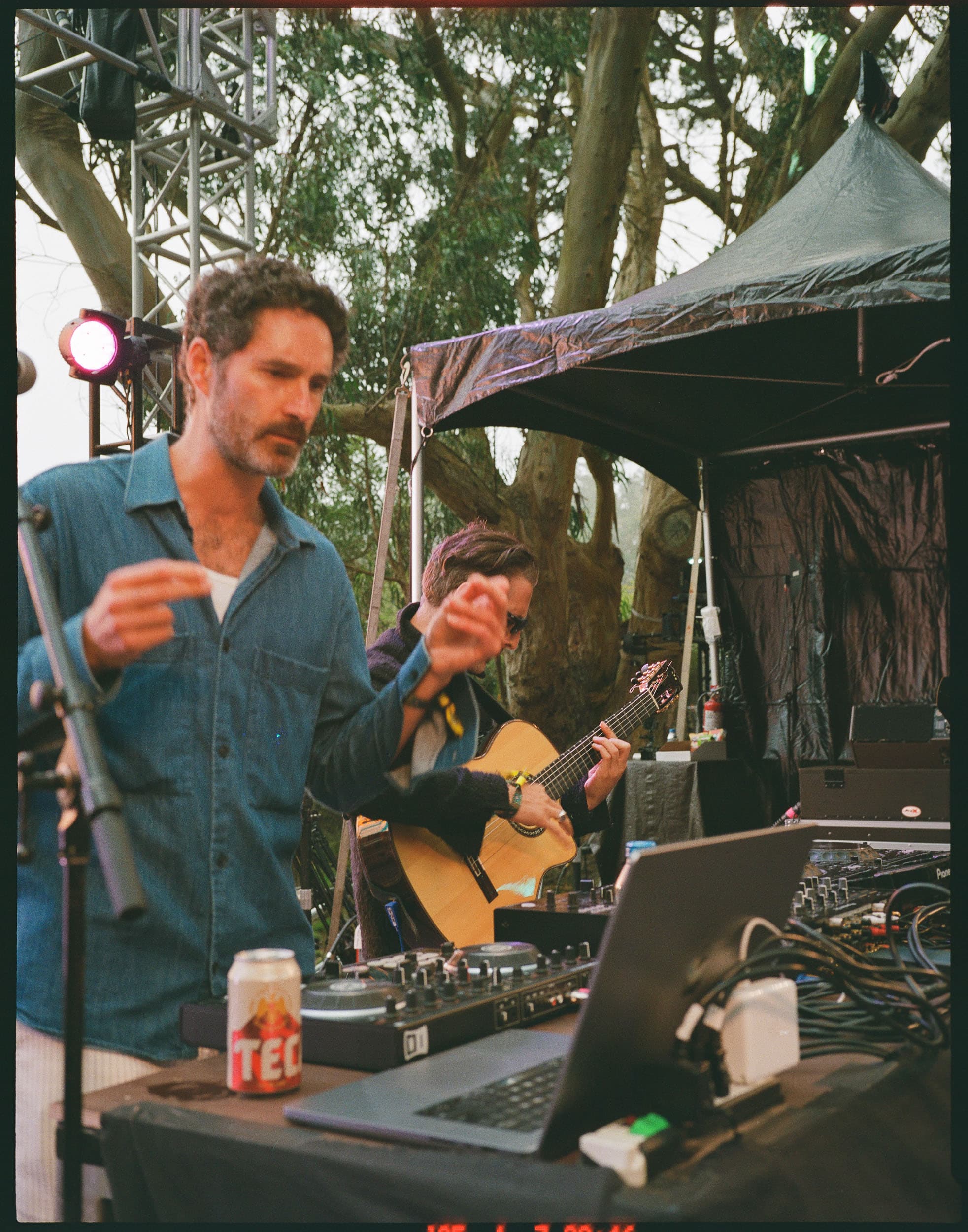 Paco Versailles concert photography by Ryan Yee