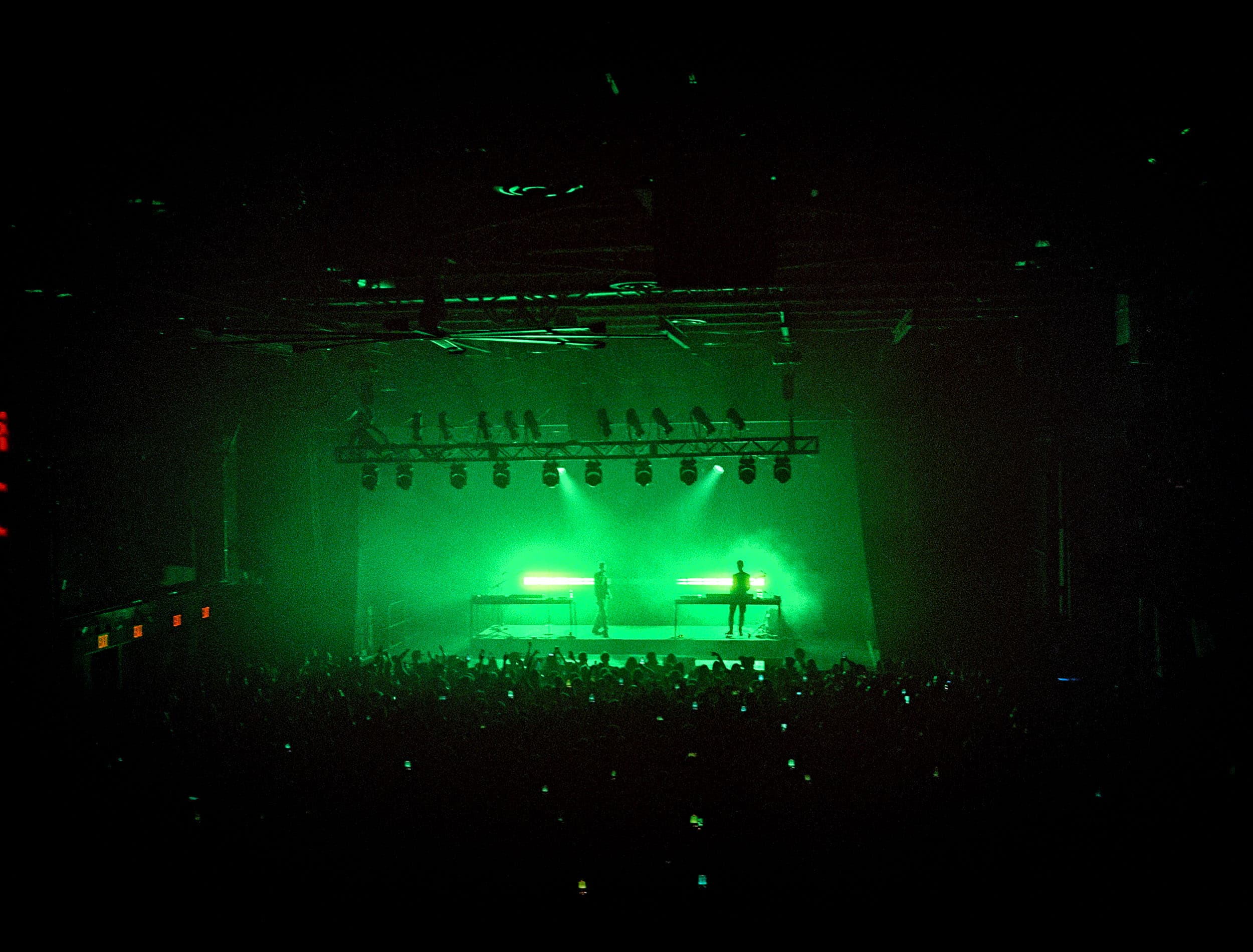 Sam Gellaitry concert photography by Ryan Yee