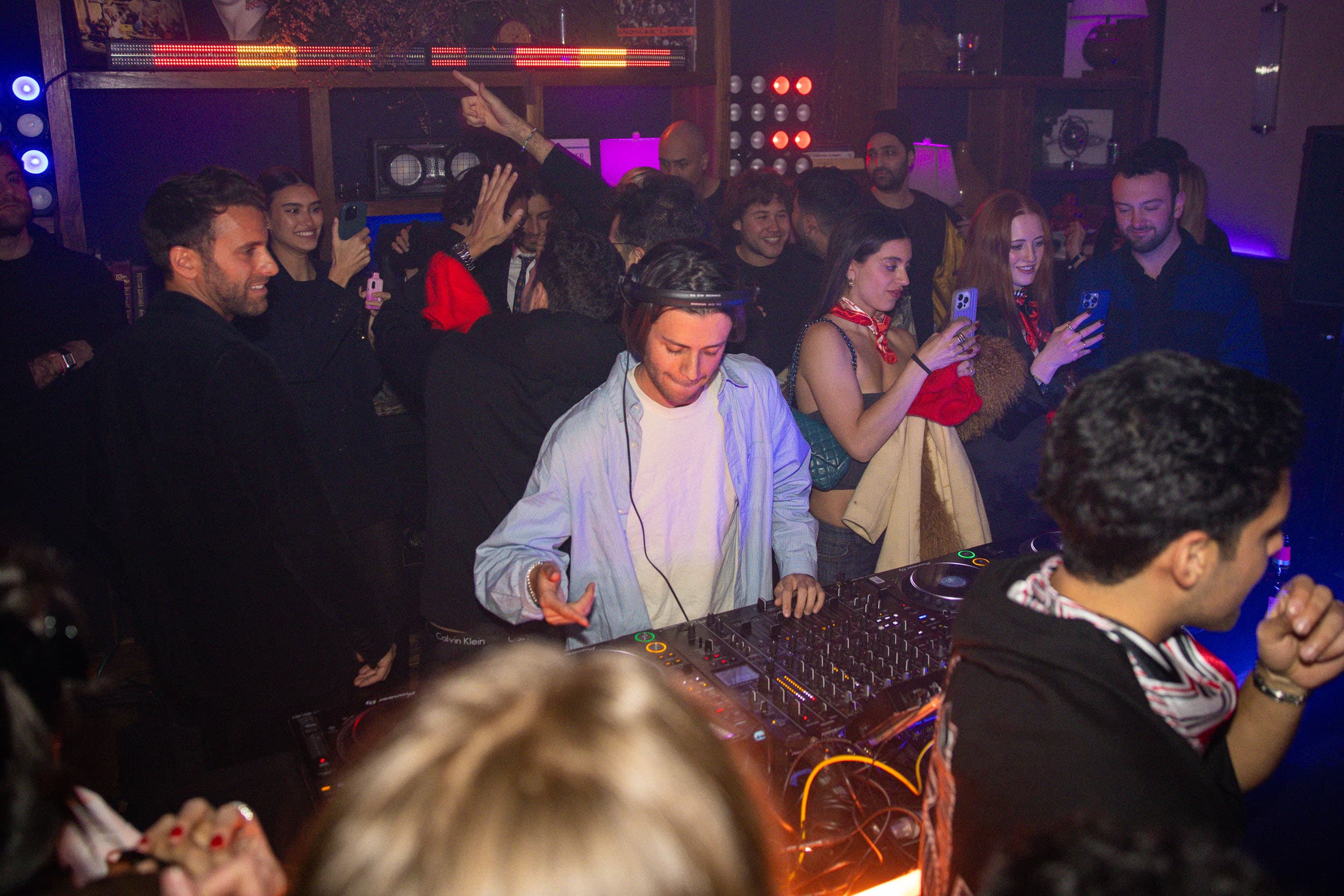 Party event photography by Ryan Yee