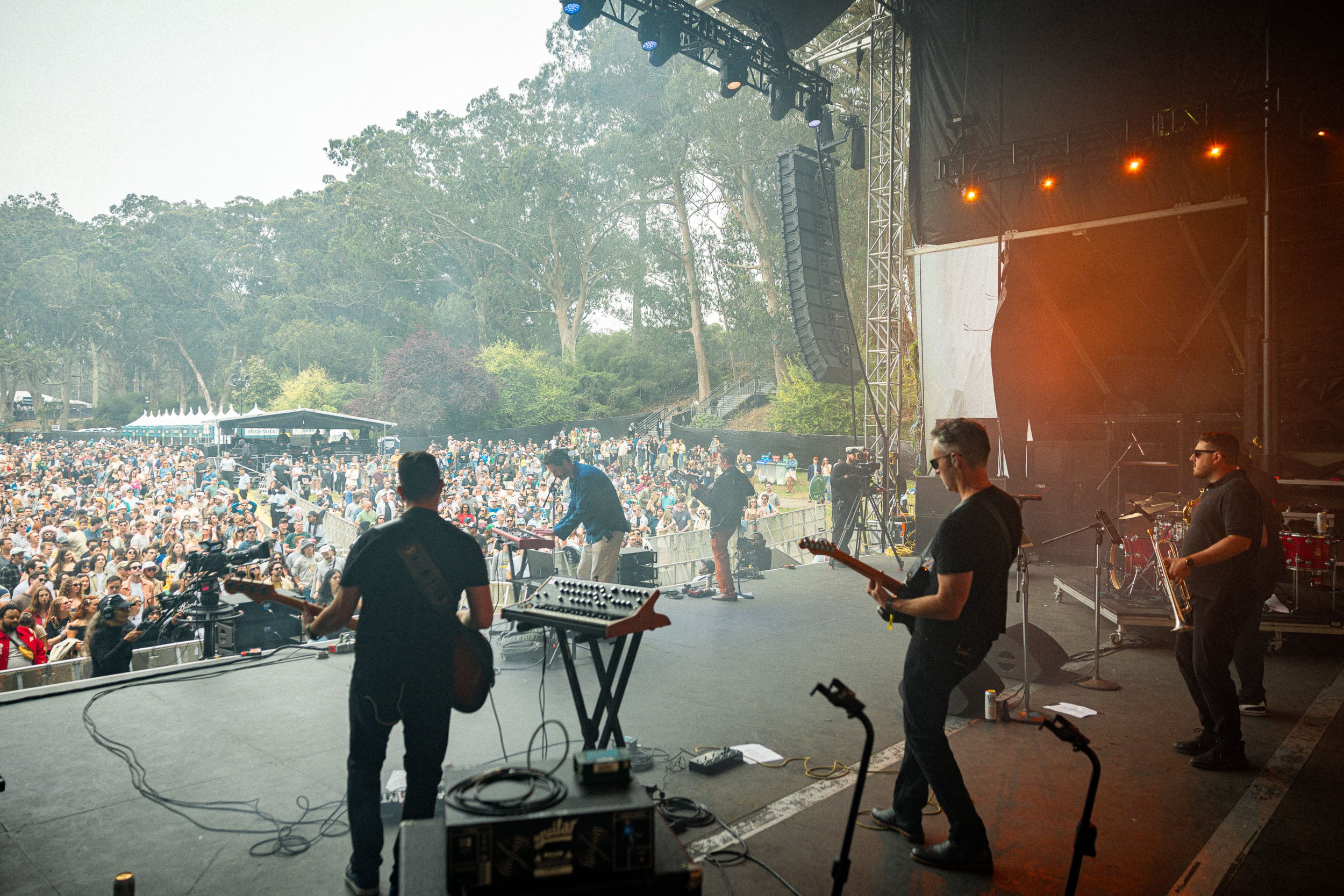 Paco Versailles concert photography by Ryan Yee