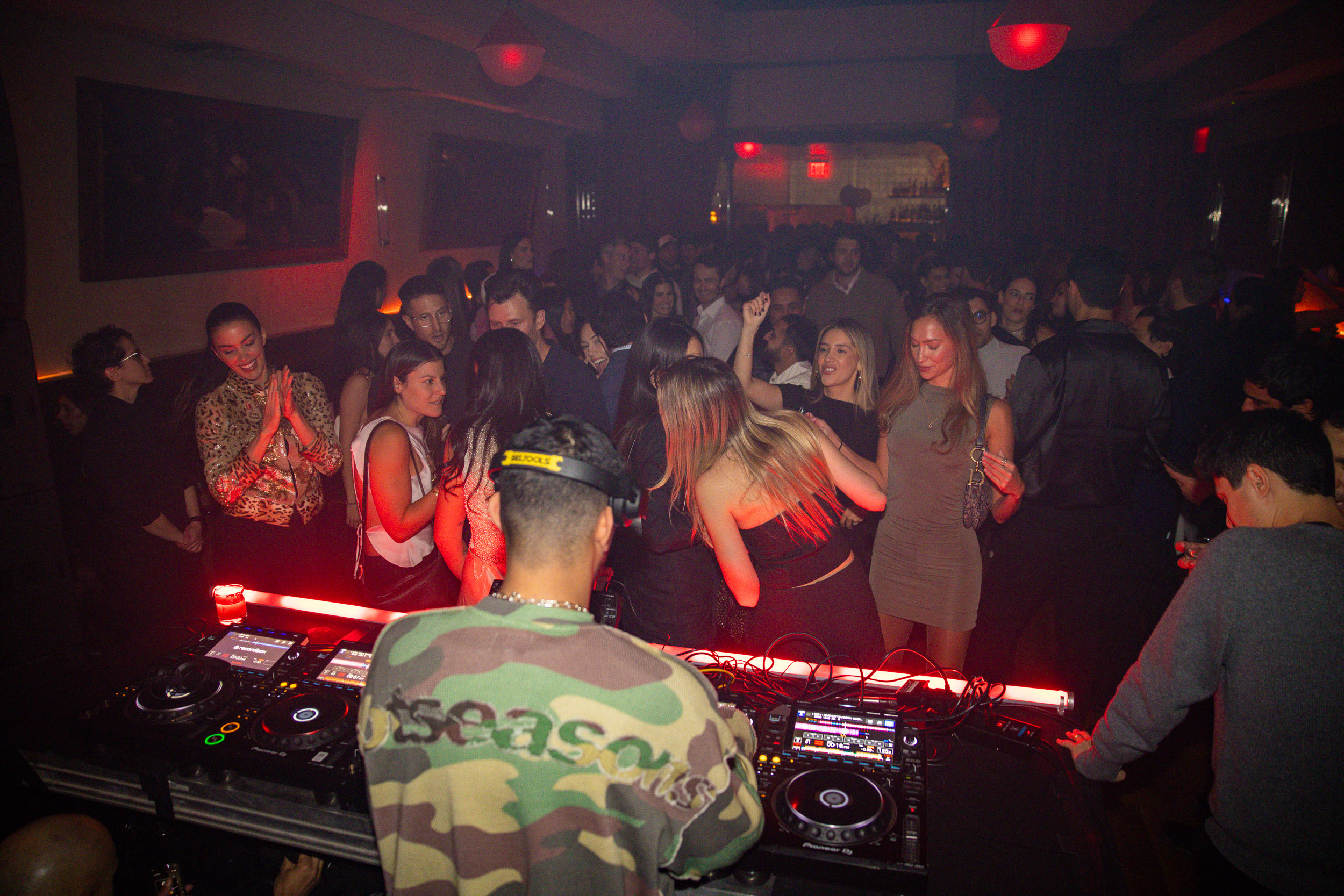 Party event photography by Ryan Yee