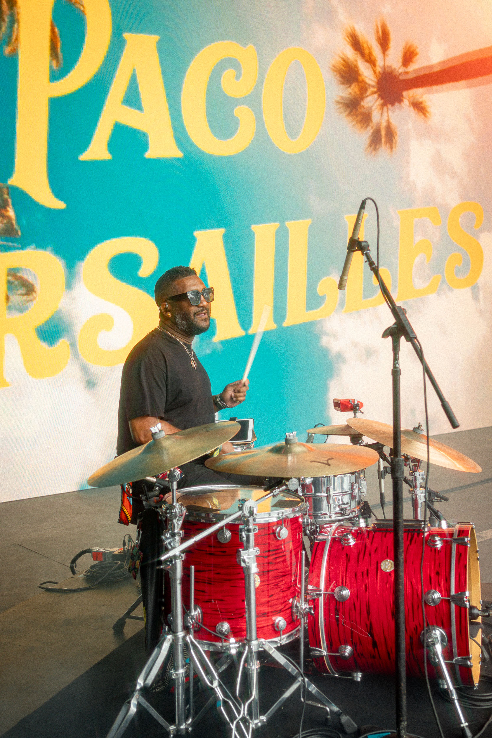 Paco Versailles concert photography by Ryan Yee